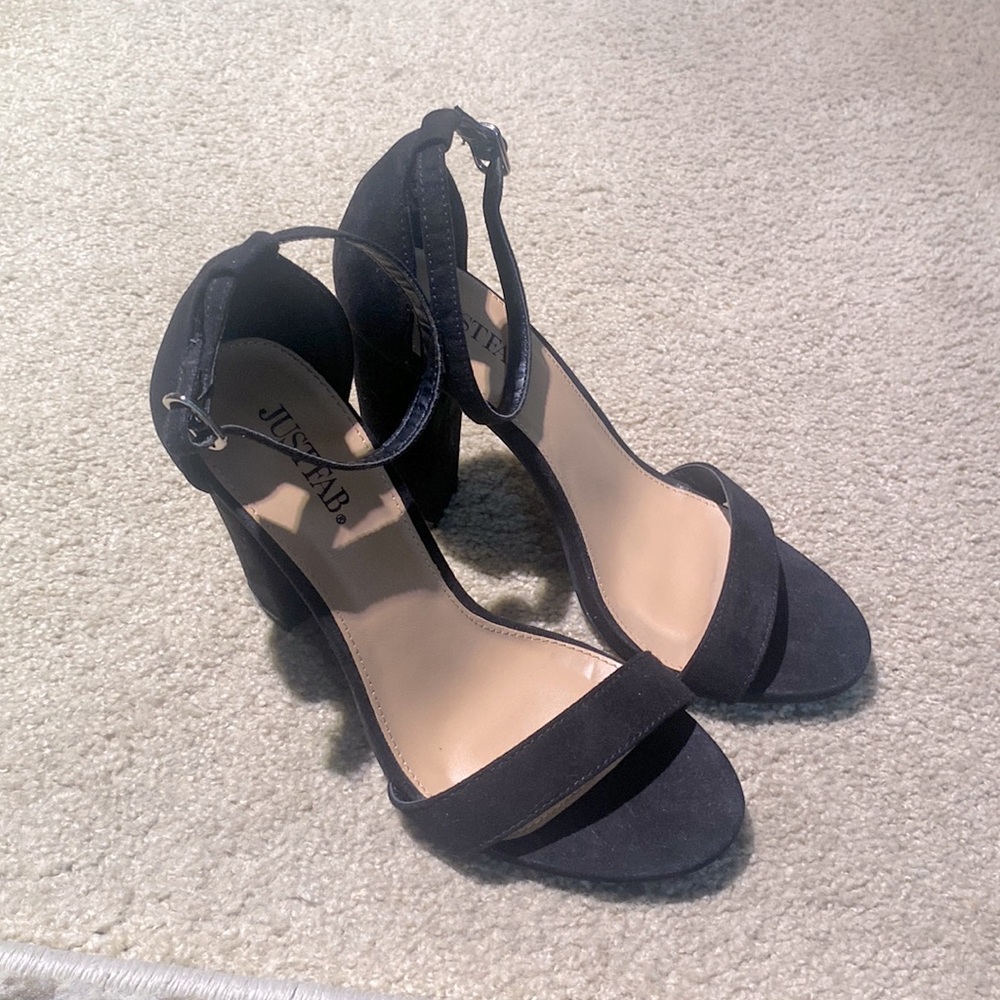 Fabulous JustFab black high heels